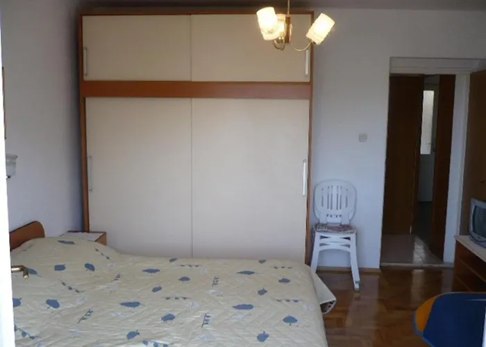 Apartment Eta